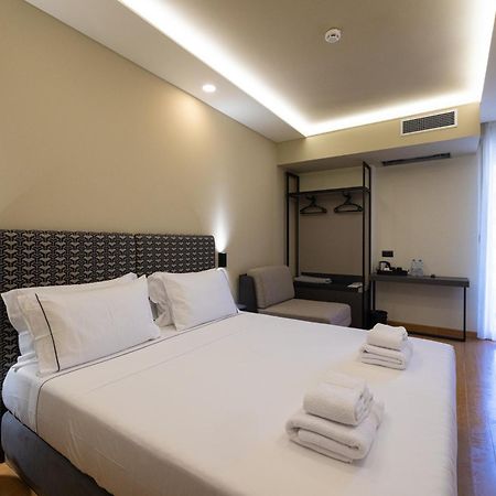 Green Boutique Hotel Vlore Exterior photo