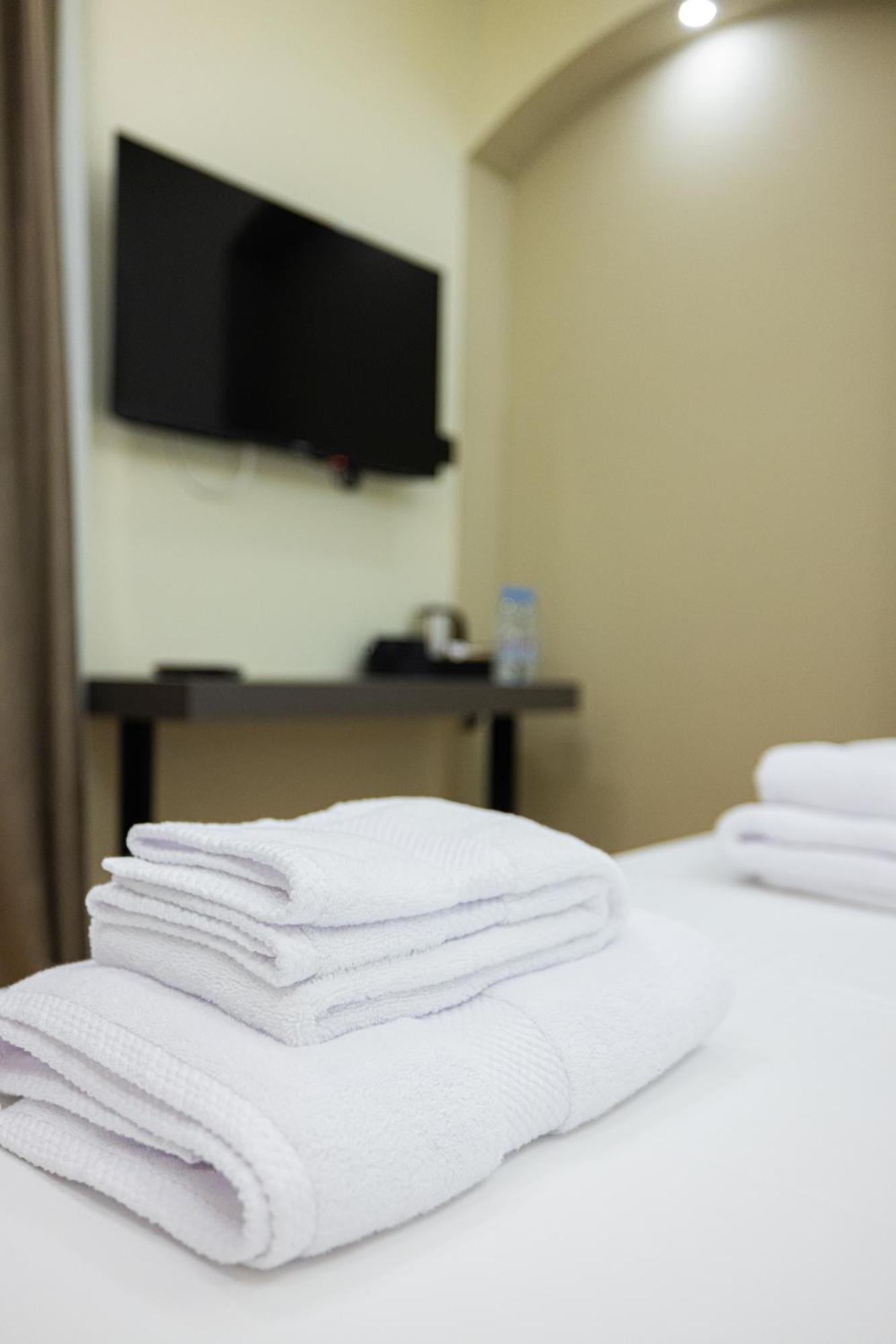 Green Boutique Hotel Vlore Exterior photo