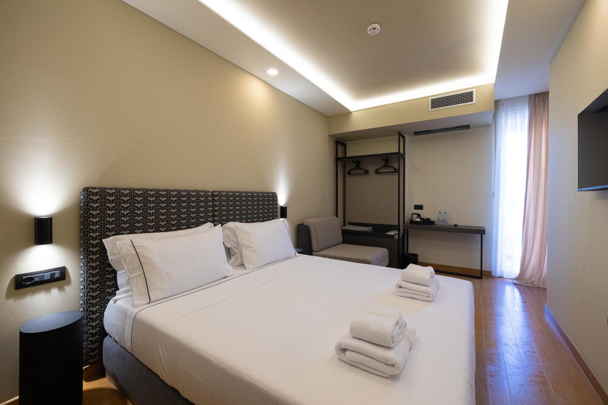 Green Boutique Hotel Vlore Exterior photo
